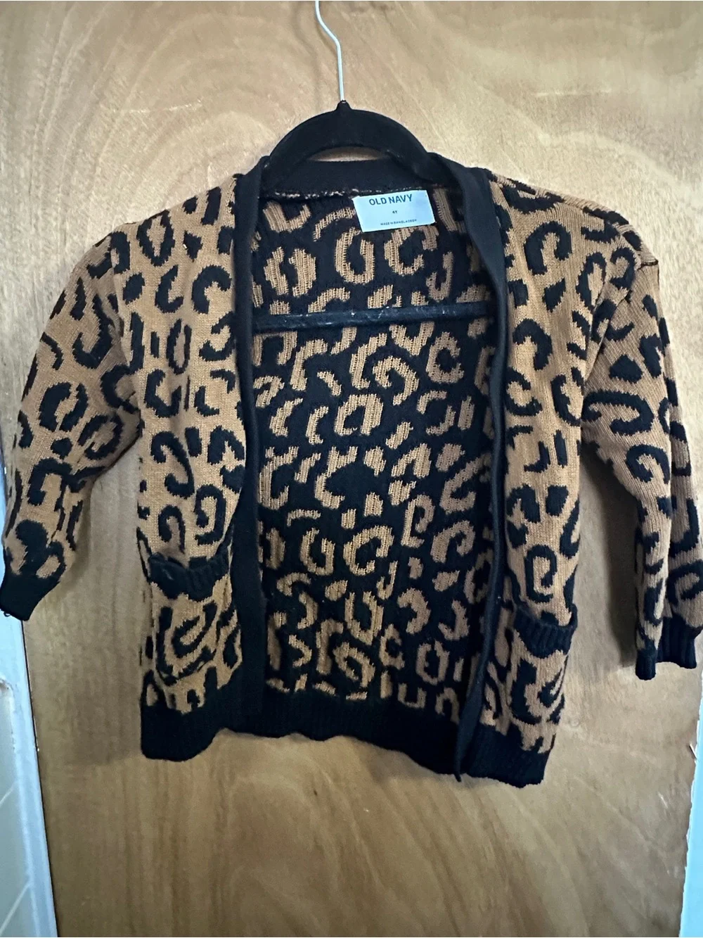 Old Navy Leopard Print Cardigan in Black and Tan
